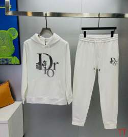 Picture of Dior Sweater Suits _SKUDiorM-5XL20tr15038738